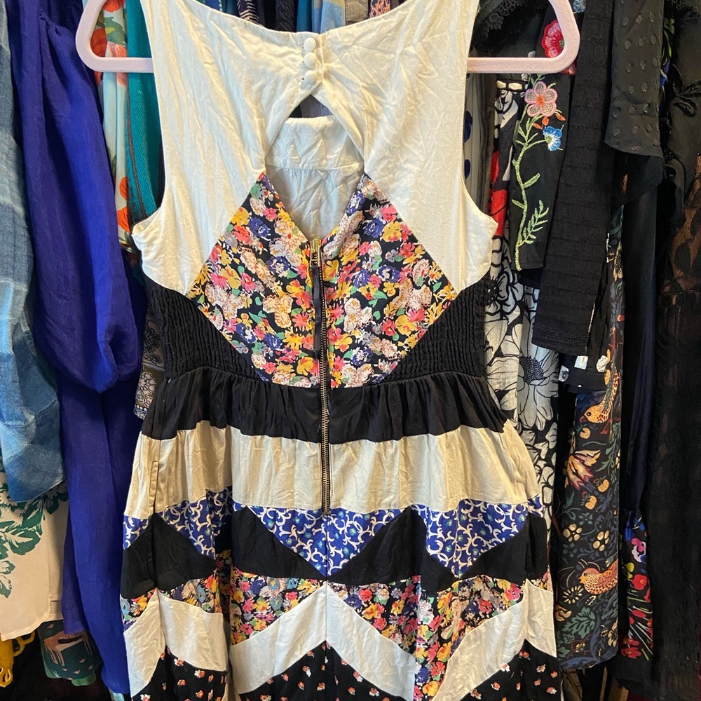 Ivete Patchwork Dress - Picture 4 of 6